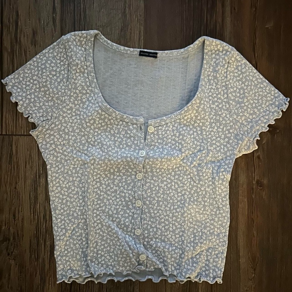 Super cute spring top from brandy Melville